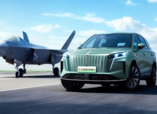 Hongqi HS6 PHEV ustanawia rekord Guinnessa w zakresie najdłuższego dystansu przejechanego hybrydowym SUV-em typu plug-in