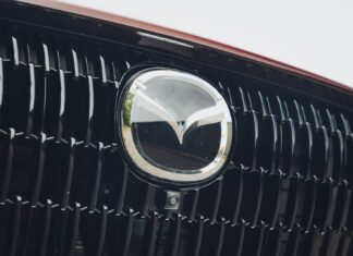 Mazda починає тестування свого першого спеціального електромобіля, яке заплановане на 2027 рік.