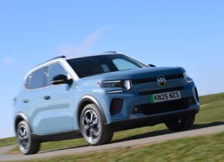 Wyjątkowy Citroën e-C3: wygodny samochód elektryczny z problemami z zasięgiem