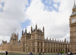 Podzimní rozpočet 2025: Klíčové změny pro britské řidiče