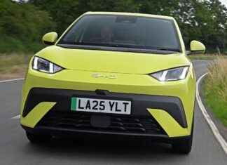 Niedrogi samochód elektryczny: świetna oferta na BYD Dolphin Surf za mniej niż 150 funtów miesięcznie