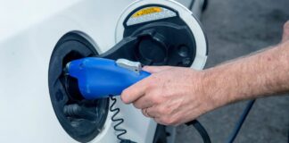 EV Range Anxiety Persists as Christmas Travel Surges