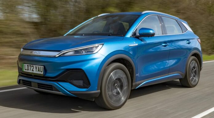BYD Atto 3: Прагматичний електромобіль із функціями