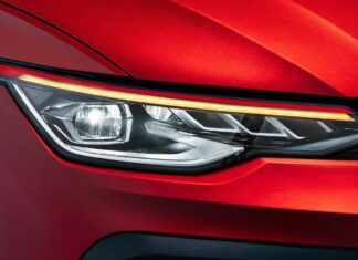 Последние из Аналоговых: 10 Спортивных Автомобилей, Где Чувство Важнее Скорости