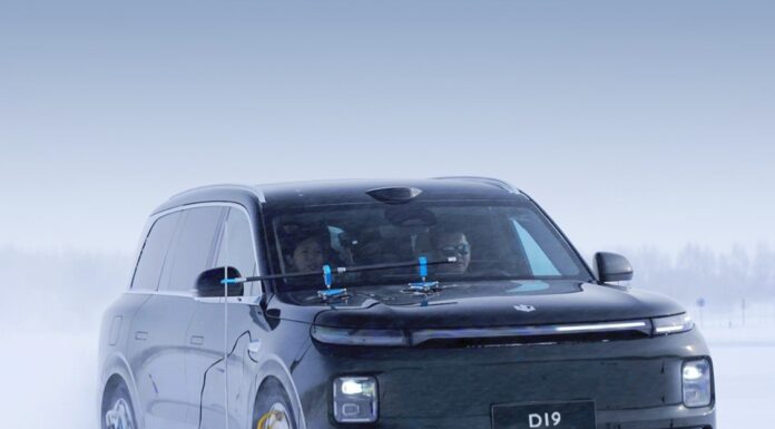 Leapmotor D19 пройшов екстремальний випробування шин, демонструючи передову технологію безпеки