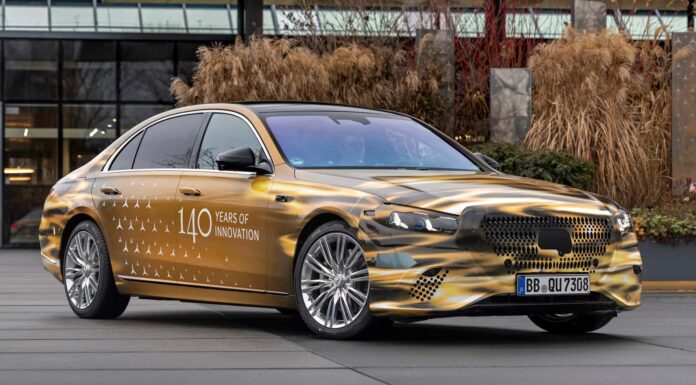 Оновлений Mercedes-Benz S-Class 2026: значні вдосконалення двигуна та технологічні вдосконалення