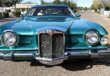 Stutz Blackhawk 1977 de Willie Mays: una explosión del exceso automotriz está a subasta