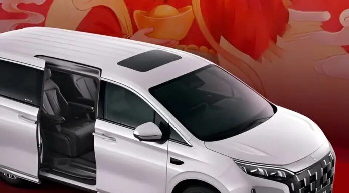 BYD Представляє Linghui M9: MPV, Орієнтований на Ринок Таксі та Послуг Перевезень