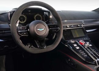 2026 Aston Martin Vantage S: Vylepšení interiéru a vylepšení výkonu