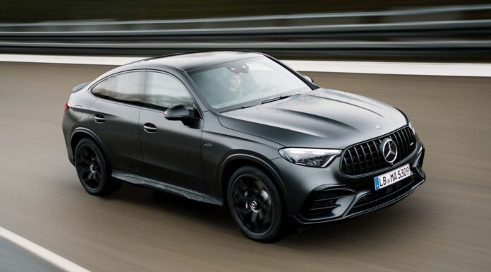 Mercedes-AMG GLC53 повертається до шестициліндрових двигунів