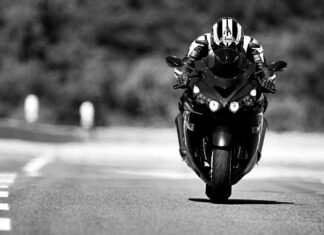 Kawasaki ZX-14R: Poslední z minulé éry