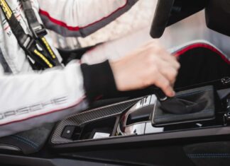 Porsche patentuje řaditelnou převodovku: mechanický pocit v jakékoli převodovce