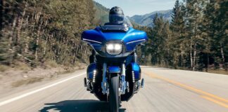 Harley-Davidson CVO Street Glide Limited: Mesin Tur Amerika Terbaik