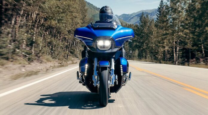 Harley-Davidson CVO Street Glide Limited: Ідеальний Американський Туринговий Мотоцикл