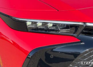 Toyota Crown: Luxusní sedan poráží Mercedes cenou