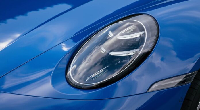 Porsche 911: Живий Урок Фізики у Руху