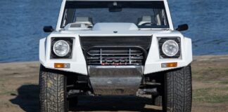 Der „Rambo Lambo“: Ein seltener Lamborghini LM002 aus dem Jahr 1990 zur Versteigerung