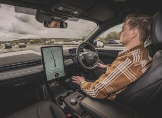 Ford estende la guida a mani libere ai modelli Puma e Kuga