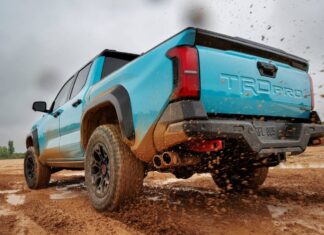 Toyota Tacoma Доминирует на Рынке Пикапов Среднего Класса в 2026 Году