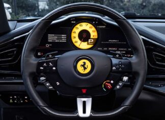 Ferrari přiznává, že dotyková tlačítka byla úsporným opatřením