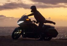 Motocykly, které mechanici vidí méně: Proč zlaté křídlo Honda dominuje spolehlivosti při cestování