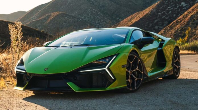 Рекордний Рік Lamborghini та Майбутні Плани: Гібридний Упор Перед Переходом до Електрики