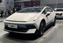 Hyundai Meluncurkan Ioniq V: Sedan Listrik Berfokus pada Teknologi yang Dibuat untuk Tiongkok