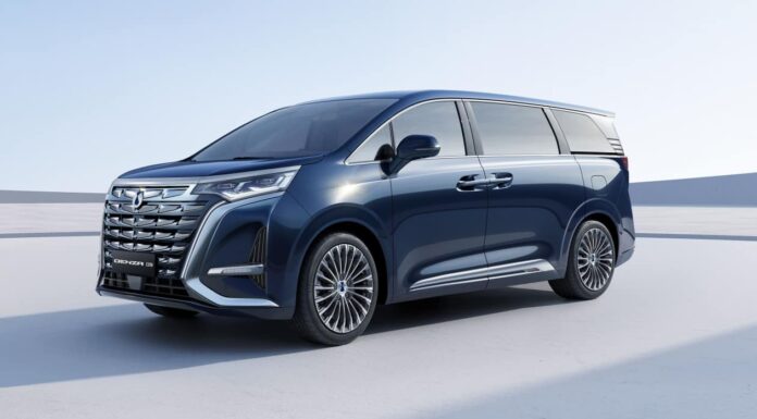BYD готується кинути виклик гігантам у сегменті люксових MPV з моделлю Denza D9
