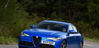 Der Alfa Romeo Giulia: Ein Premium-Fahrerlebnis jetzt im Rahmen des Budgets