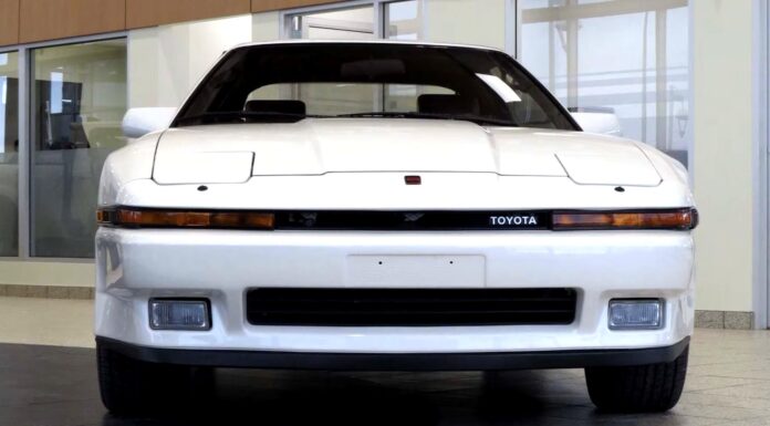 Капсула часу на колесах: Toyota Supra Turbo 1987 з неймовірно низьким пробігом
