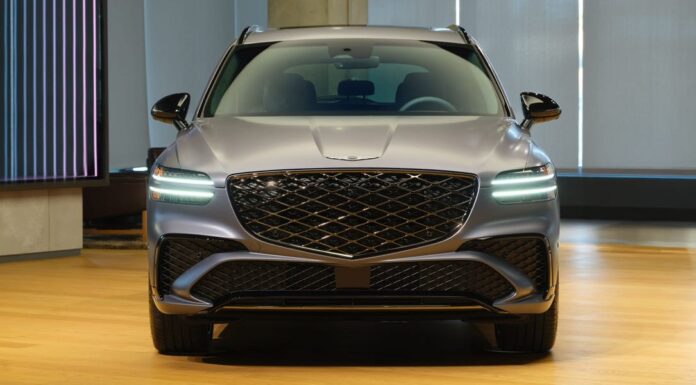 Genesis GV70 Prestige Graphite: Більш Темний, Спортивний для 2027 року