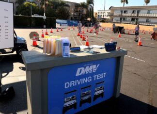 CA DMV: Wiederholen Sie den Test oder sonst