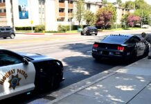 Wie California CHP einen Transformers Mustang mit einem Strafzettel belegte, weil er einem Streifenwagen ähnelte