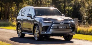 L’essai du VUS hybride de luxe Lexus LX7026 Lexus LX700 2026