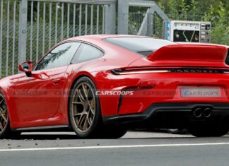 Ducktail na GT3? Porsche opět porušuje pravidla