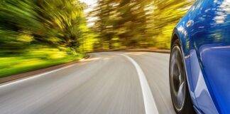 Por qué los coches autónomos no aceleran (y por qué eso podría salvarle la cartera)