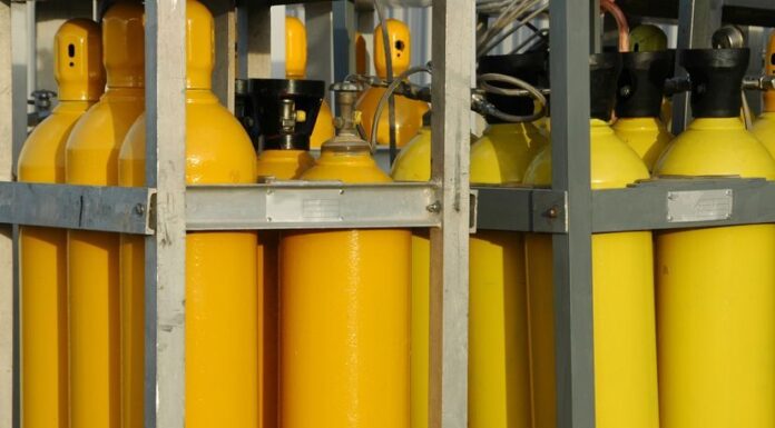 Чи справді чистий кисень може зробити ваш автомобіль у п’ять разів потужнішим?